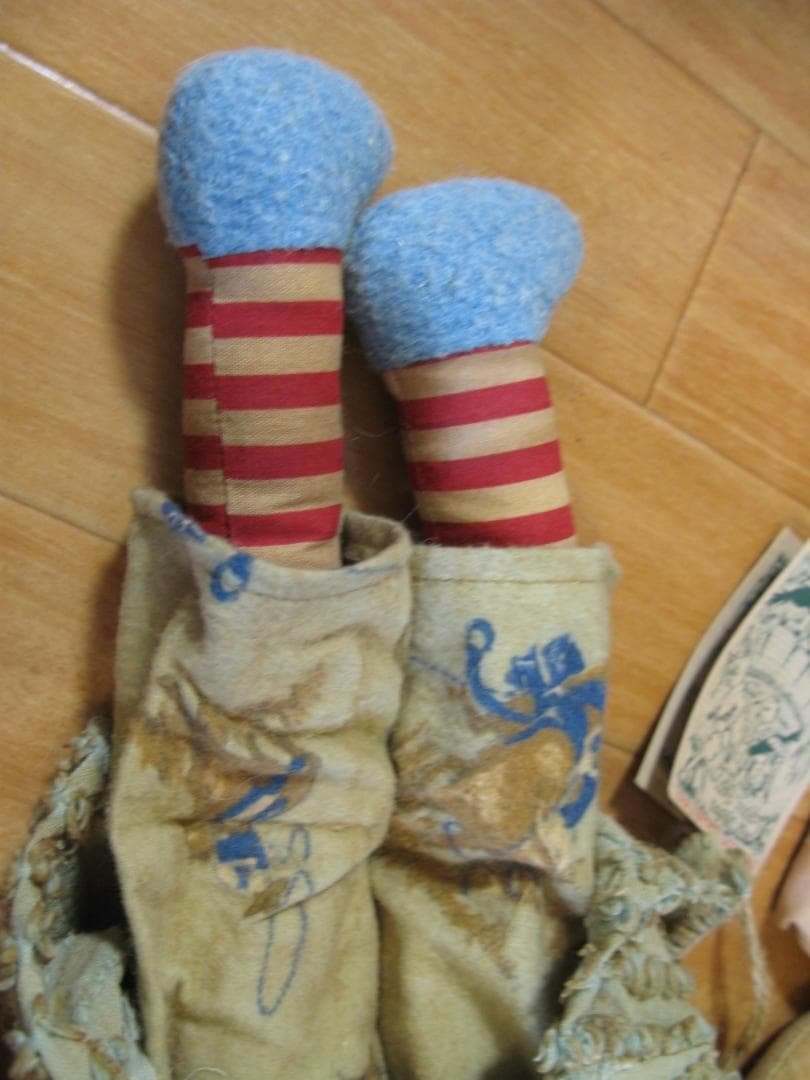 タタードラビット the TAtteRed RAbbit ANN&ANDY