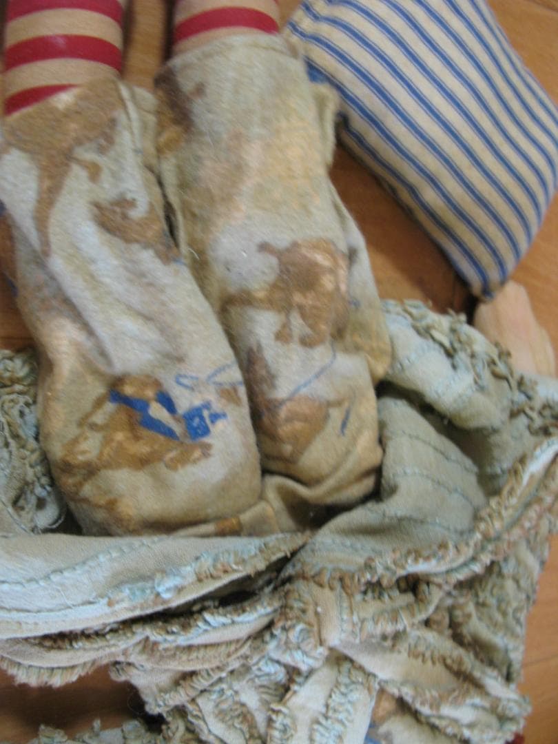 タタードラビット the TAtteRed RAbbit ANN&ANDY