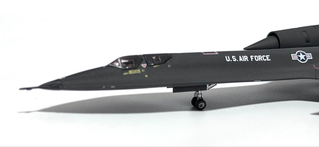 ロッキード SR-71 1:200 スケール モデル