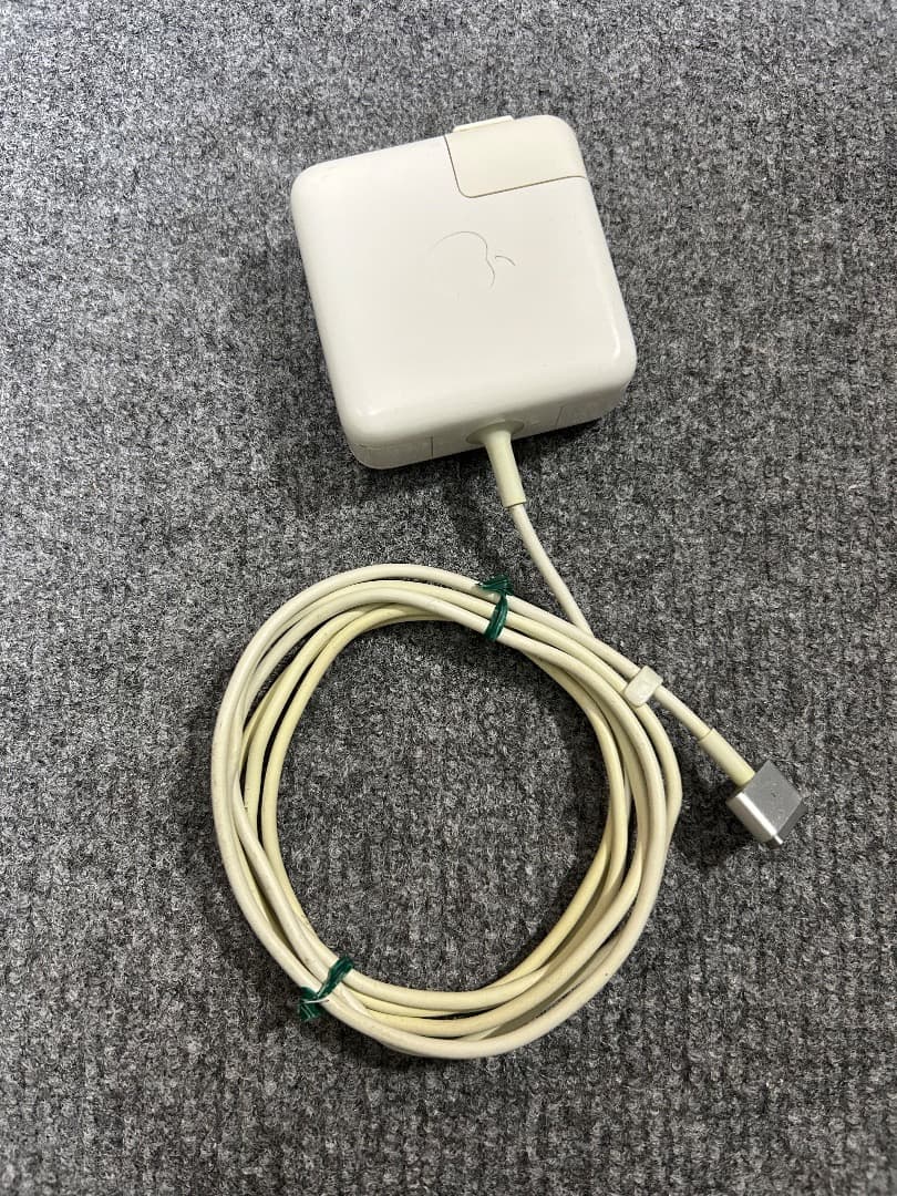 MacBook Air 2014 8Gb 256GbSSD 11インチ USキー