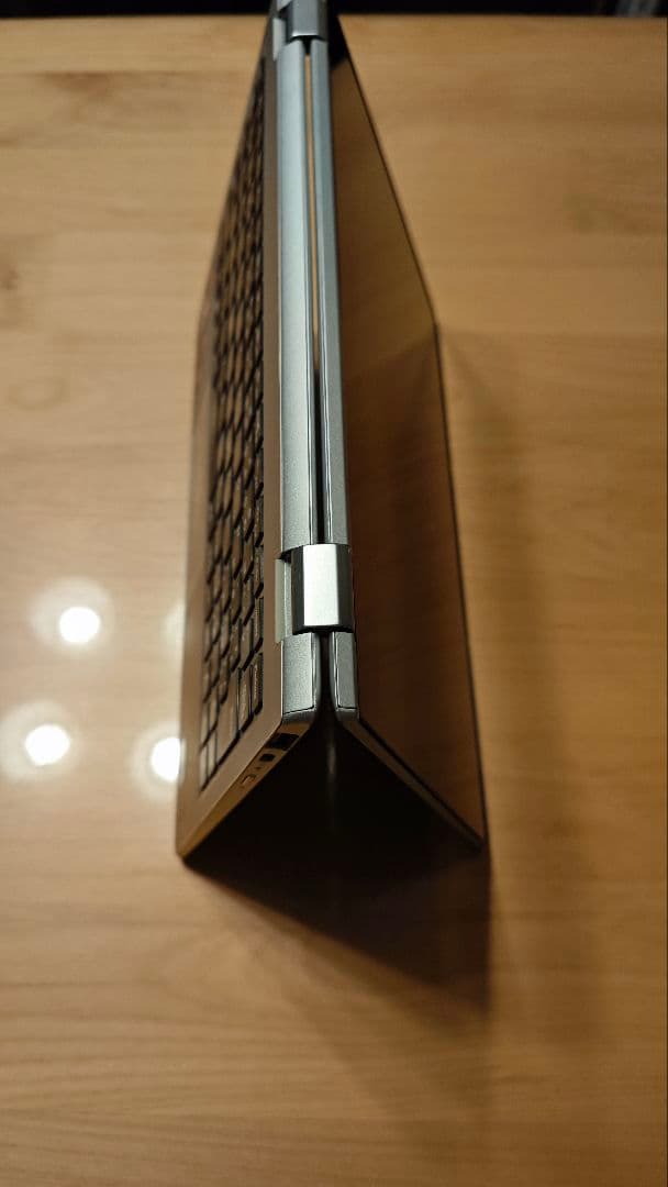 takotakodan 美品Lenovo YOGA 710-11KB