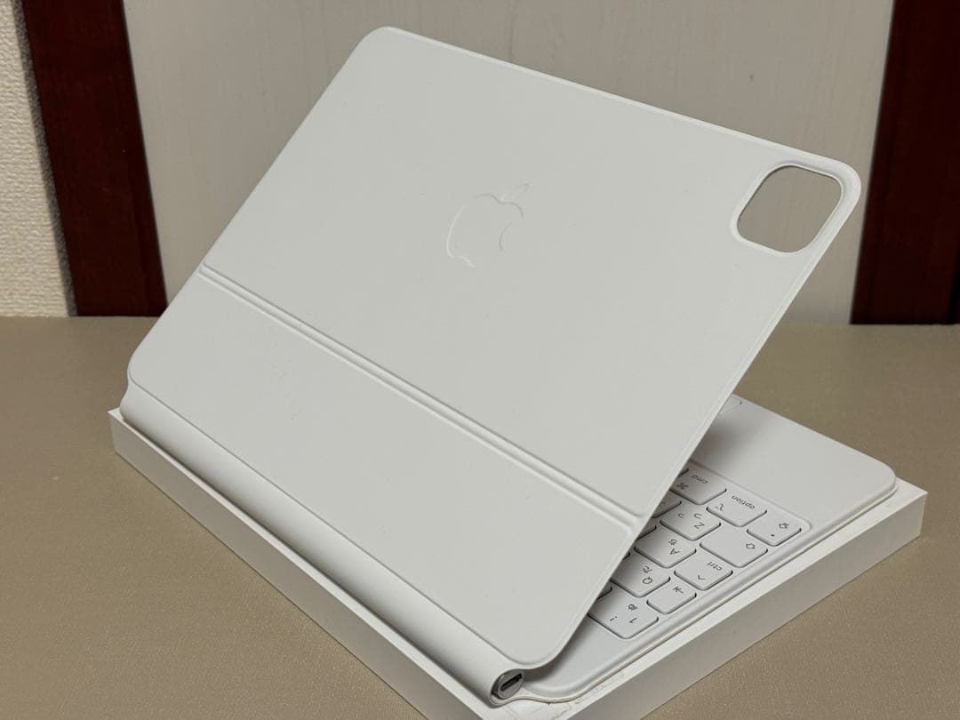 iPadPro 11インチ Magic keyboard JIS ホワイト