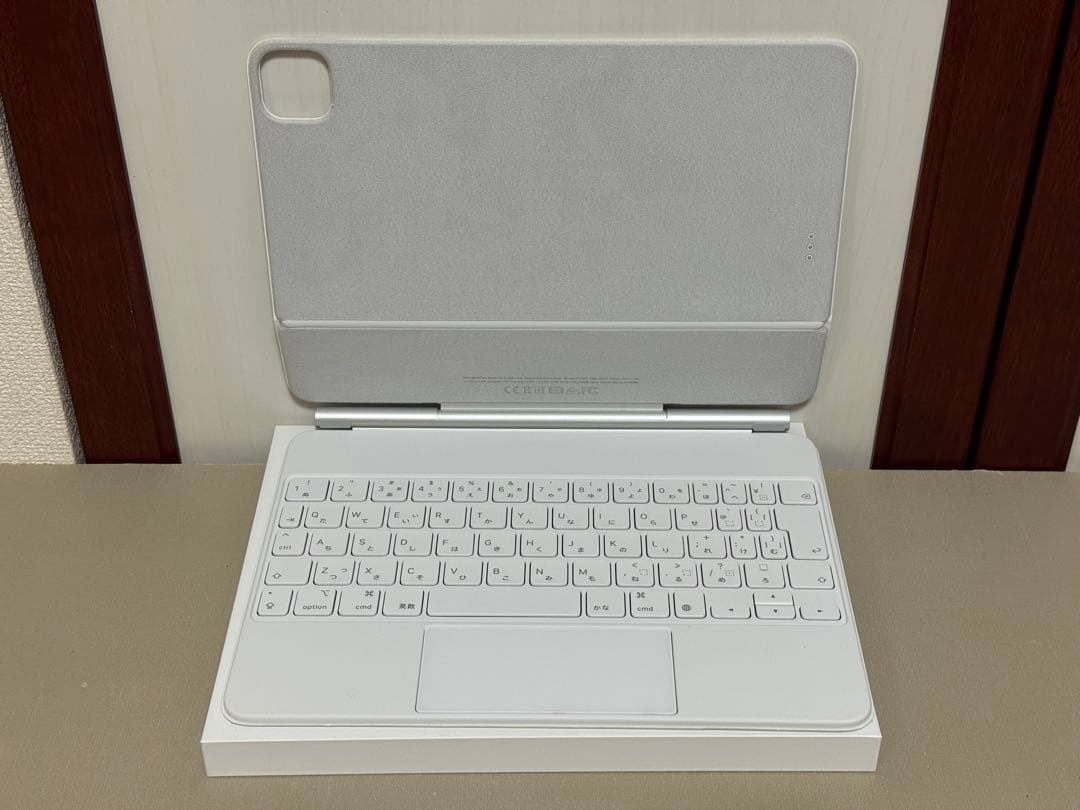 iPadPro 11インチ Magic keyboard JIS ホワイト