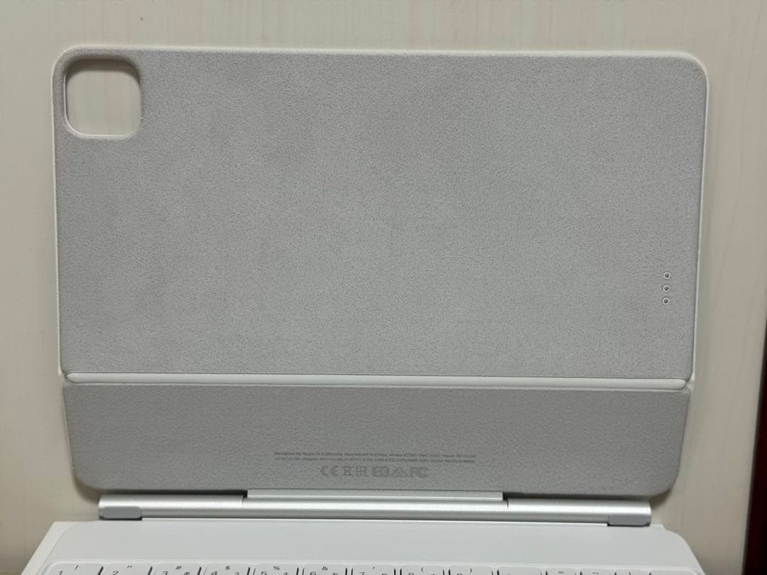 iPadPro 11インチ Magic keyboard JIS ホワイト