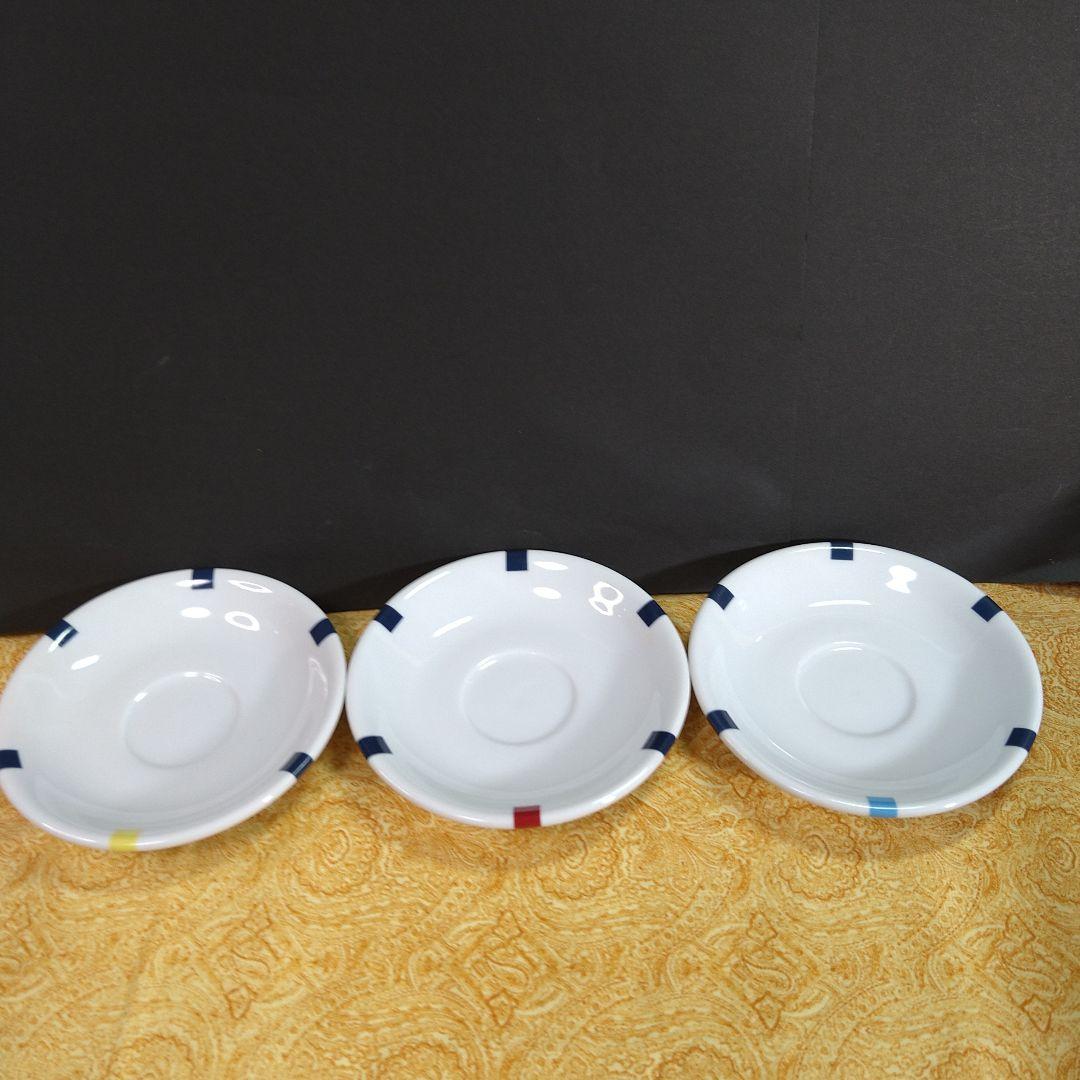 「カフェ コムサ」／カップ・皿・ティーポット・ピッチャー