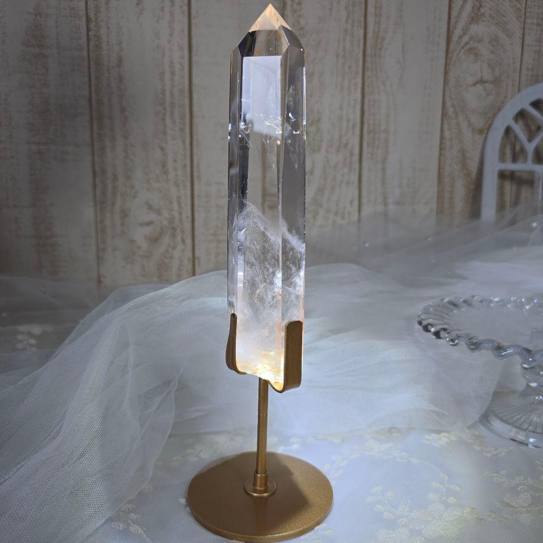 ザンビア産 高透明 水晶 ポイント ブルーエンジェルラダー入り 台座付き 天然石