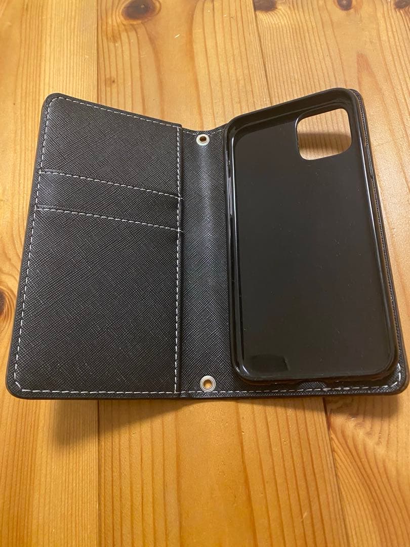 iPhone11 Pro本革手帳型ケース カードポケット付き
