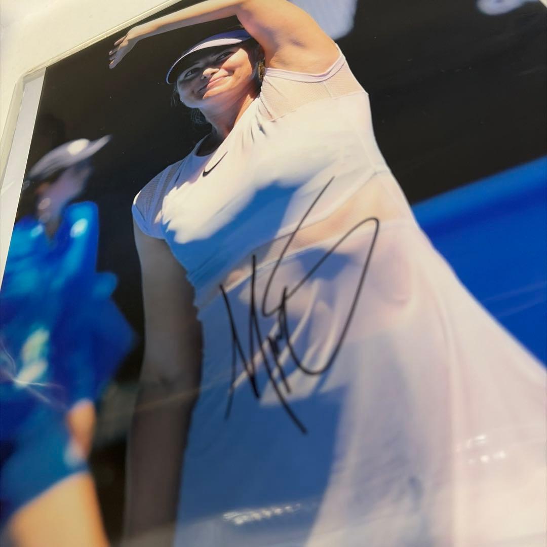 元女子テニス チャンピオン　マリア シャラポワ　直筆サイン入りフォト