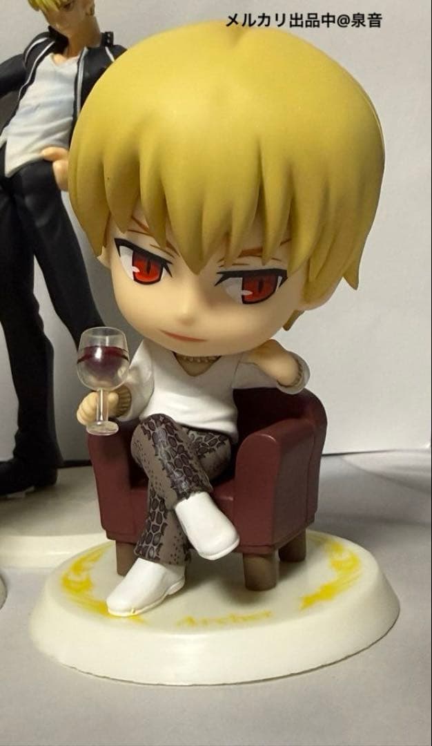 Fate ギルガメッシュ フィギュア