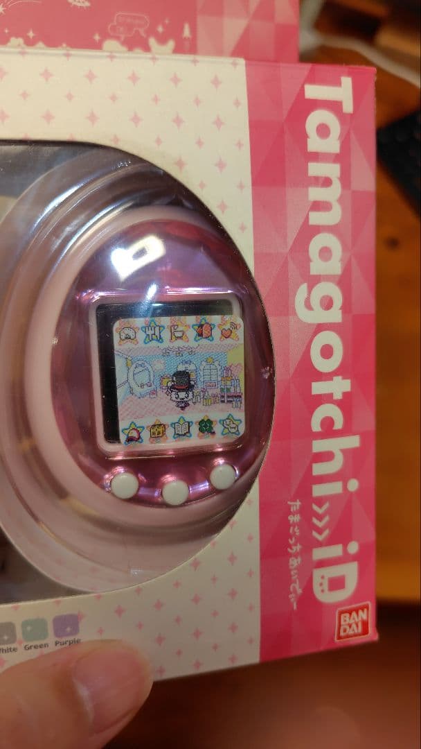 美品箱入りバンダイ Tamagotchi iD ピンクたまごっちID