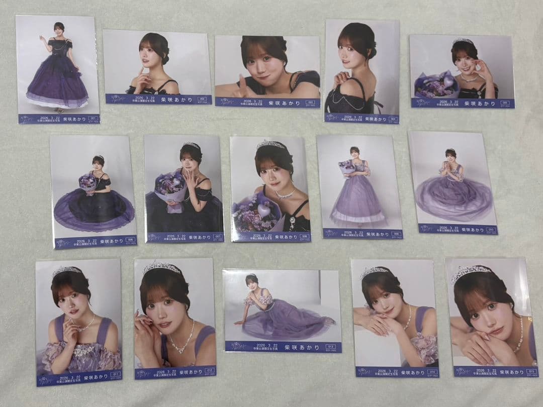 可憐なアイボリー　柴咲あかり　直筆サイン　生写真　コンプ