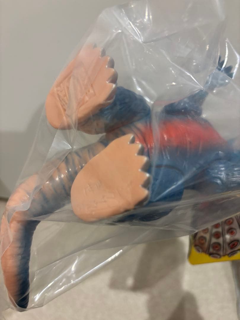 ブルマァク キングザウルス三世（ポスターカラー）帰ったきたウルトラマン