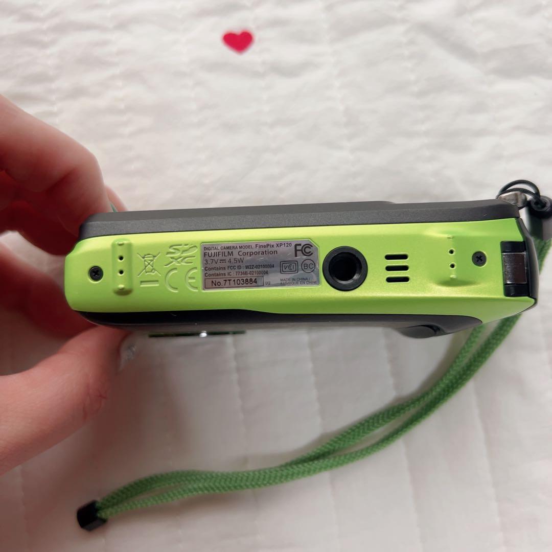 富士フィルム FinePix XP120 防水カメラ グリーン 【ジャンク品】