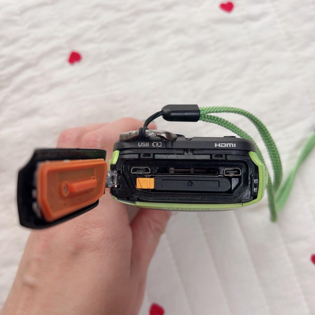 富士フィルム FinePix XP120 防水カメラ グリーン 【ジャンク品】