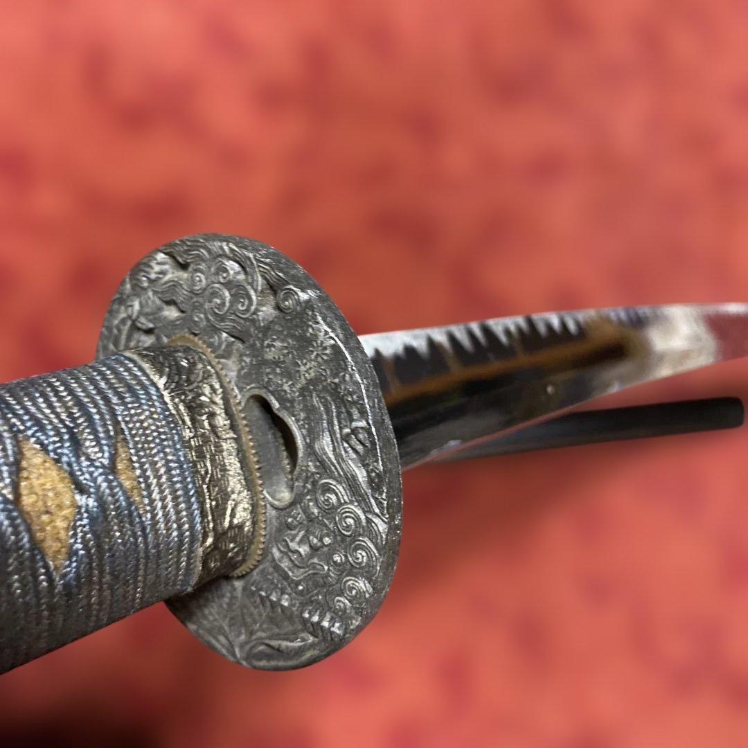 格安模造刀 黒柄 獅子彫鉄丸鍔 黒呂鞘