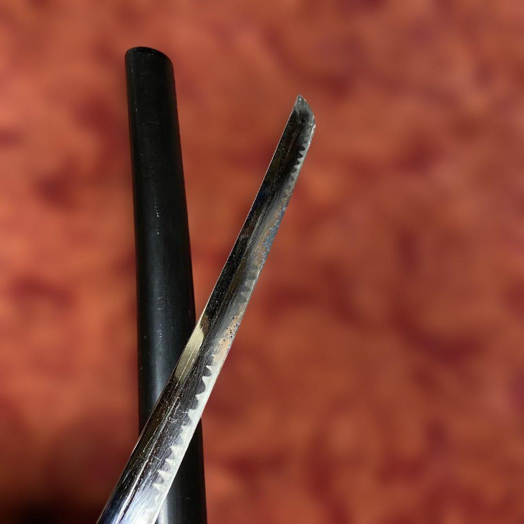 格安模造刀 黒柄 獅子彫鉄丸鍔 黒呂鞘