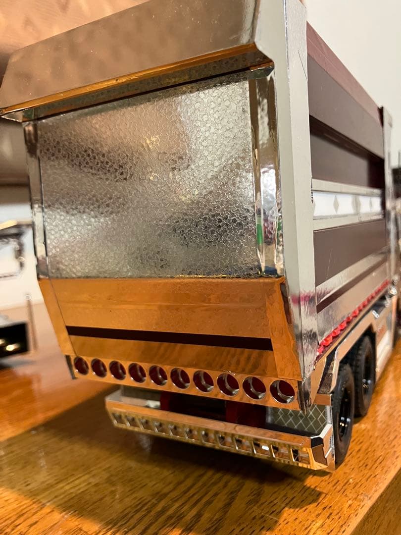 プロフィア、デカ箱ダンプ、デコトラ、完成品1／32