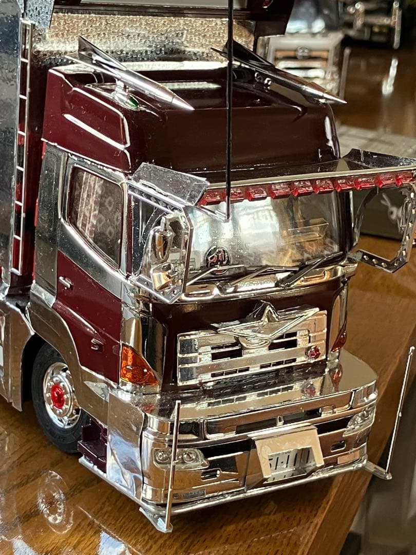 プロフィア、デカ箱ダンプ、デコトラ、完成品1／32