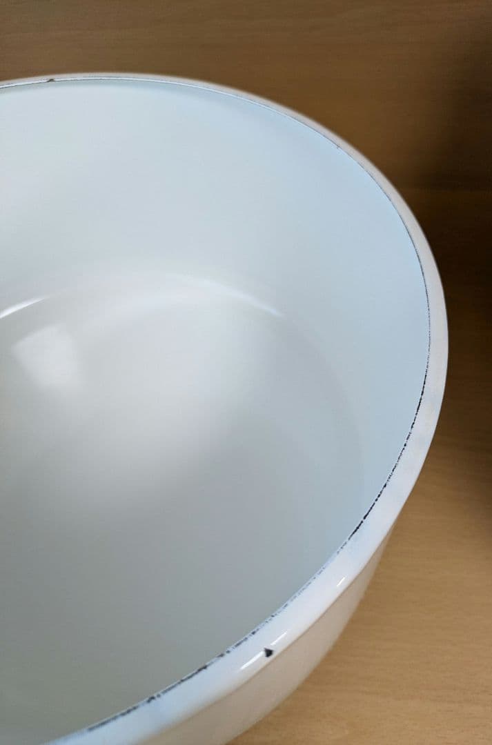 イマン ポワージュ 丸缶L