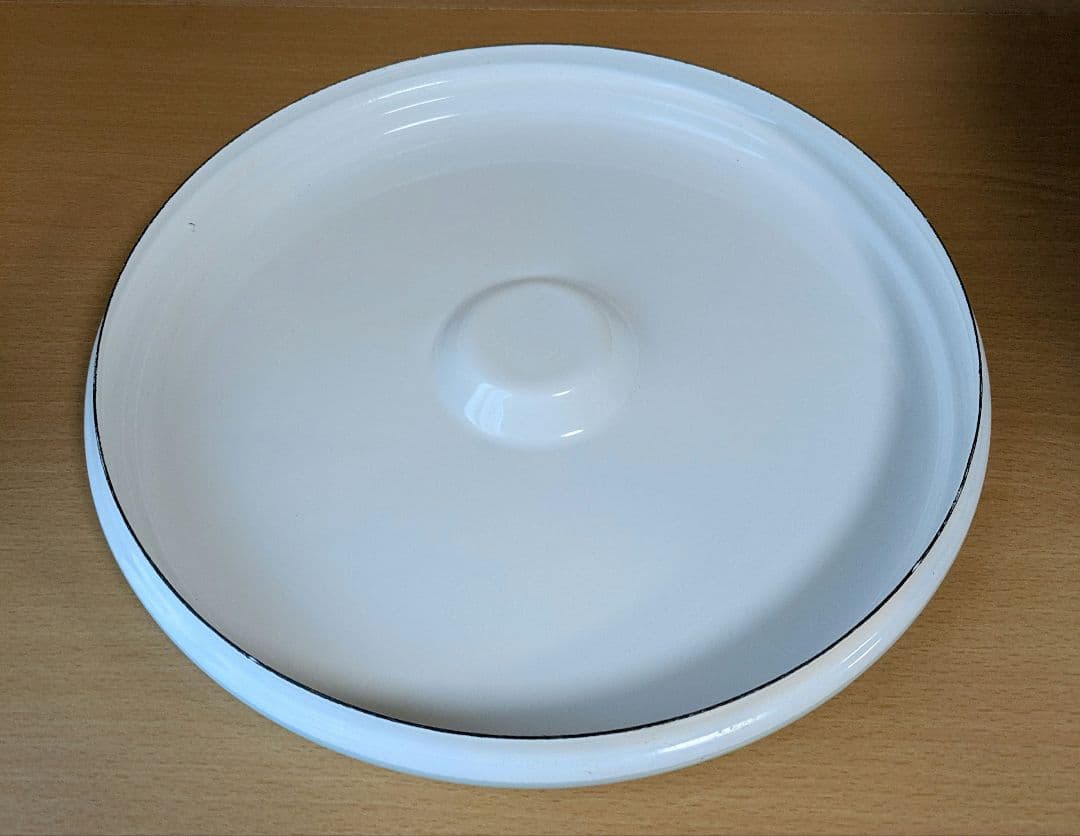 イマン ポワージュ 丸缶L