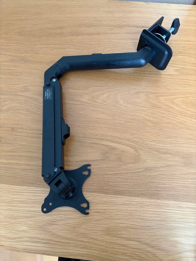 モニターとアームのセット　VESA規格　21インチ