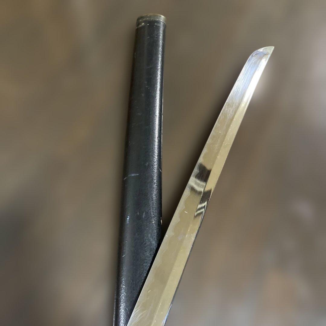 模造大刀(下緒無し) 濃緑柄 白波透し鍔 金口金尻黒呂鞘