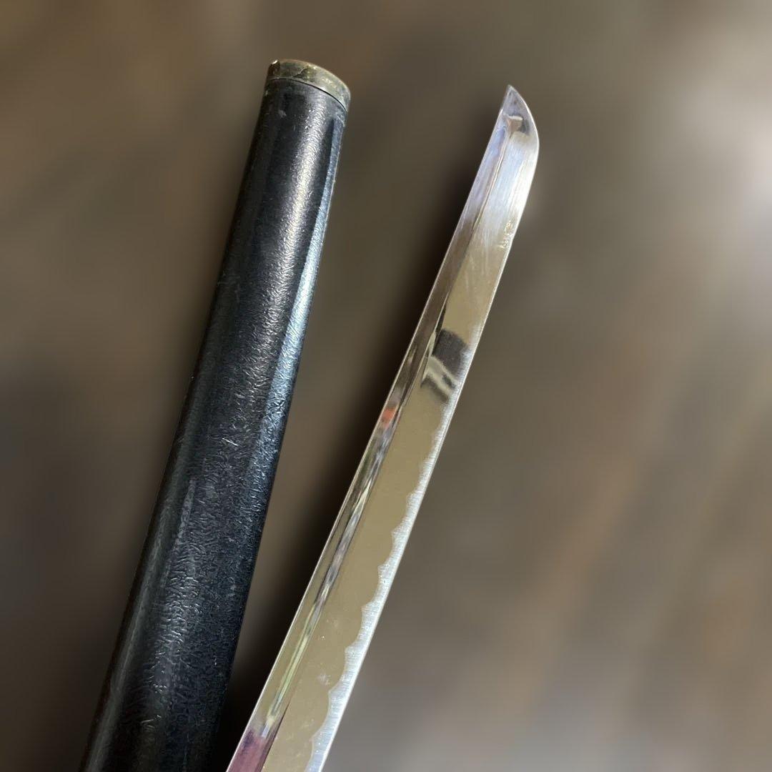 模造大刀(下緒無し) 濃緑柄 白波透し鍔 金口金尻黒呂鞘