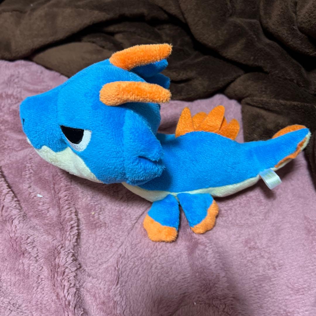 モンスターハンター　ラギアクルス　ぬいぐるみ　中古品
