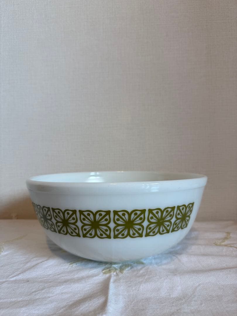 【柄揃い】PYREX パイレックス ボウル＆キャセロール 4点 USA
