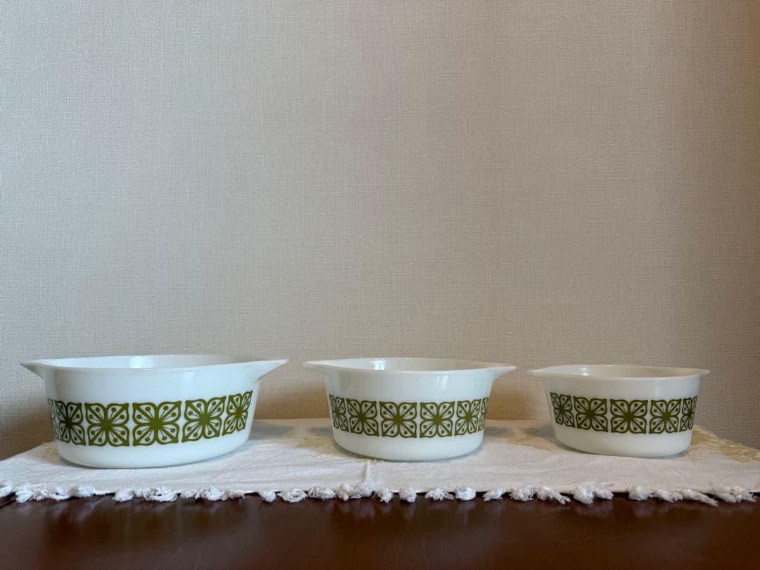 【柄揃い】PYREX パイレックス ボウル＆キャセロール 4点 USA