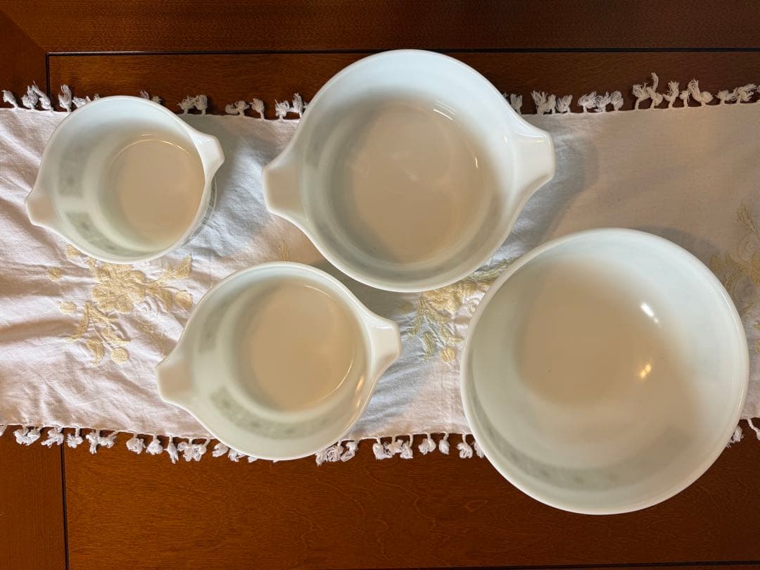 【柄揃い】PYREX パイレックス ボウル＆キャセロール 4点 USA