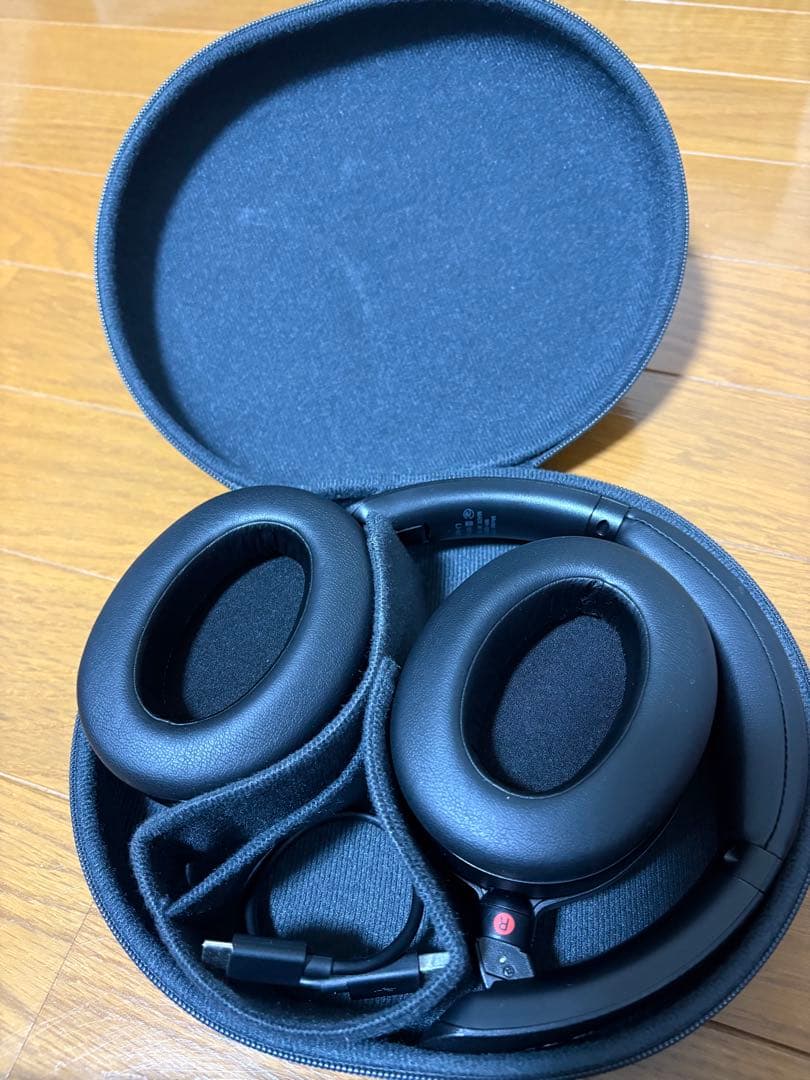SONY ワイヤレスヘッドホン　WH-XB910N