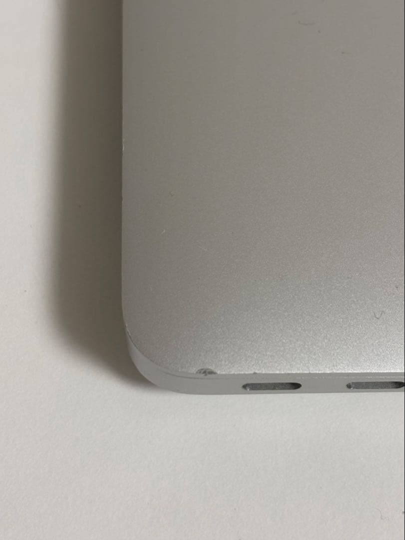 【大幅値下】Apple MacBook 13インチ シルバー