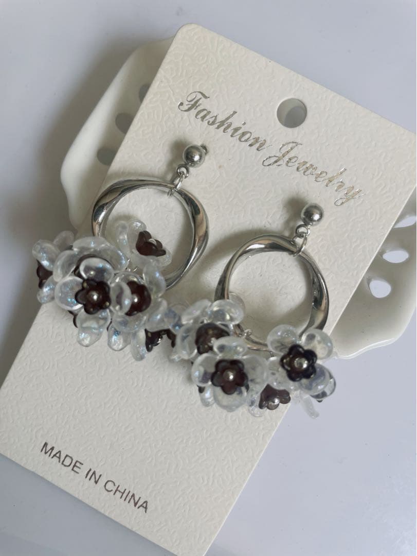 ピアス Chiko