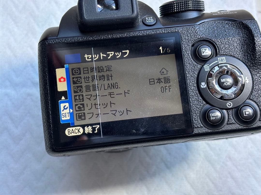 富士フィルム FUJIFILM FinePix S4500 30x 単三電池仕様