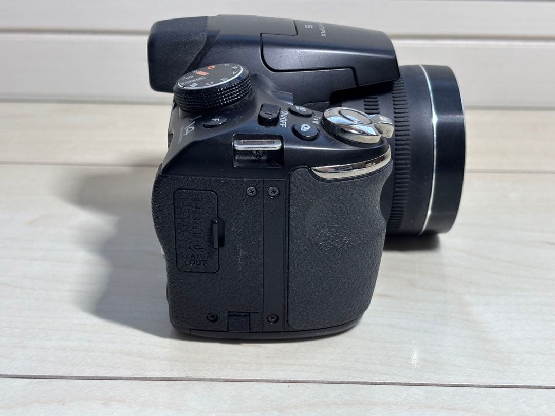 富士フィルム FUJIFILM FinePix S4500 30x 単三電池仕様