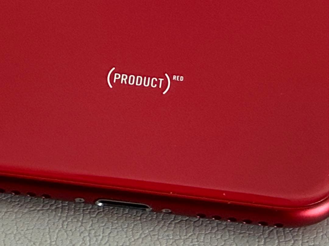 iPhoneSE 第二世代 レッド SIMフリー　送料込み