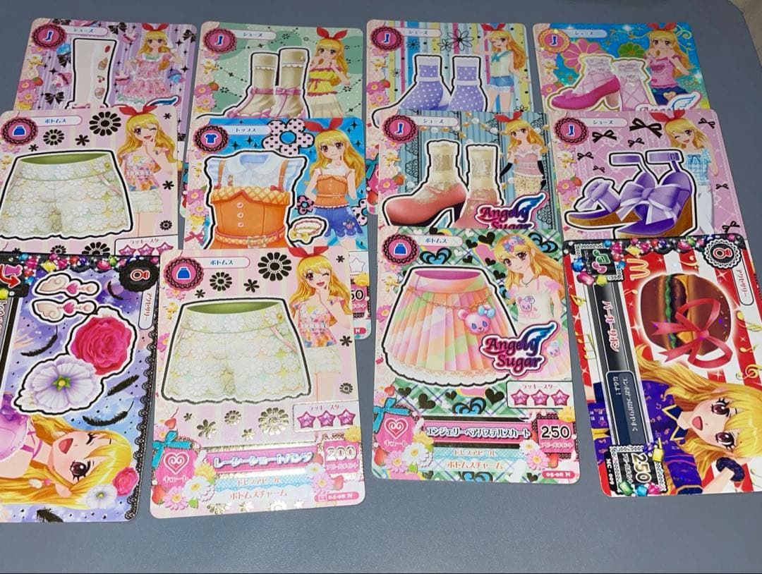 アイカツ　カード　カードケース　星宮いちご