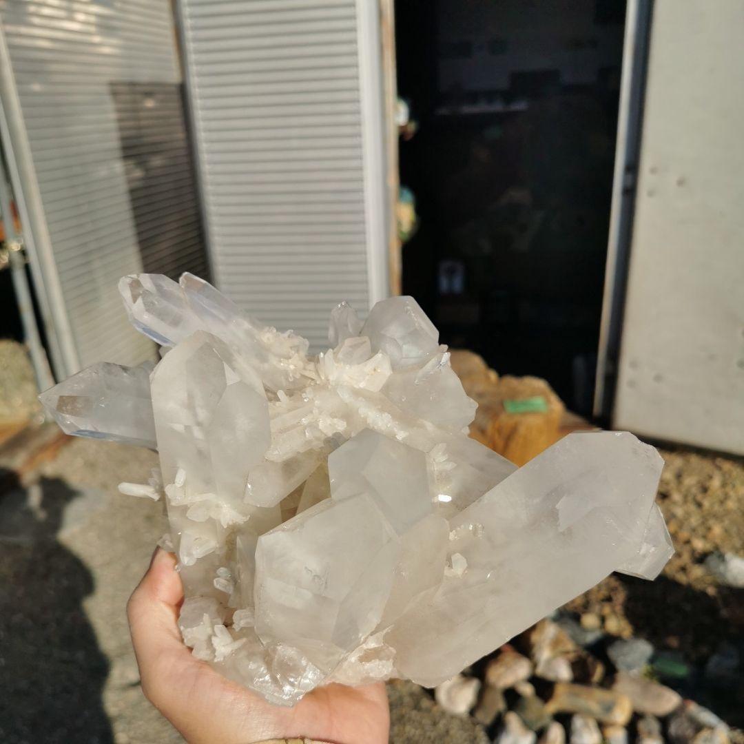 水晶クラスター　2.8キロ　鑑賞石　石　置物　オブジェ　インテリア