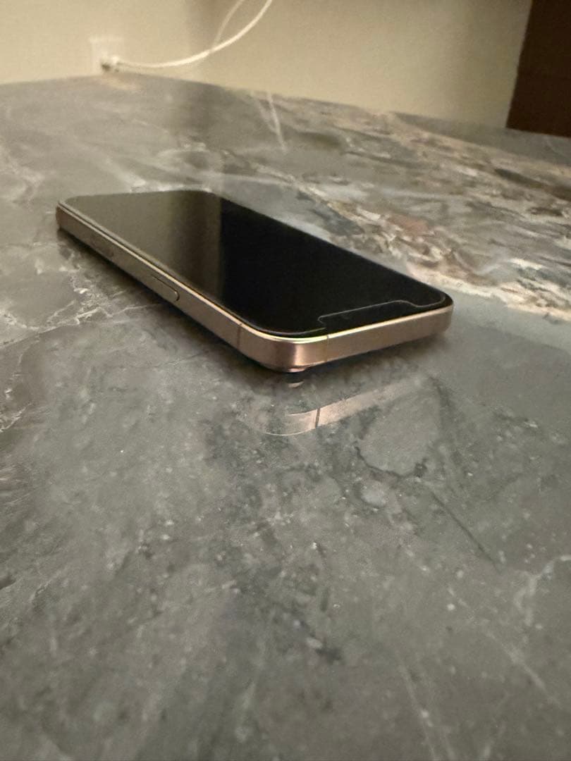 Apple iPhone16pro 256GB SIMロックなし