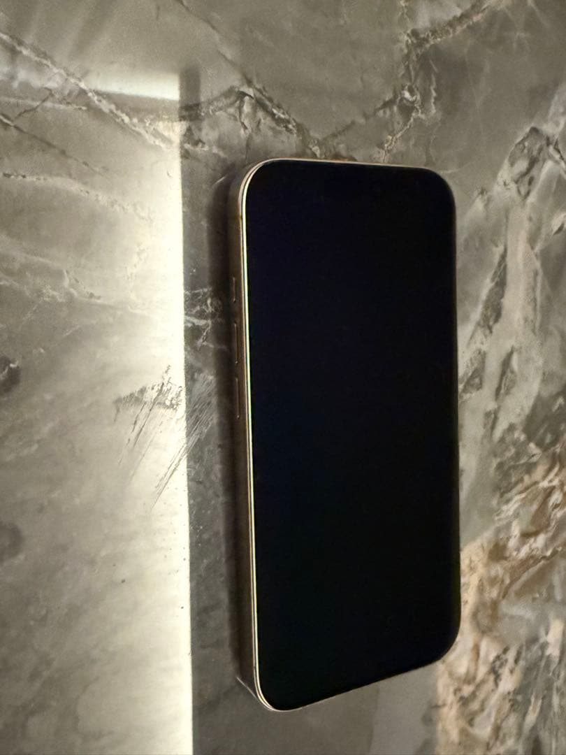 Apple iPhone16pro 256GB SIMロックなし