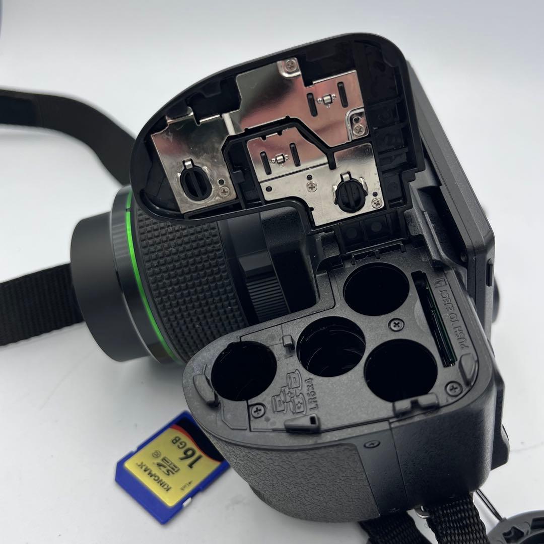 美品　PENTAX X-5 コンパクトデジタルカメラ ペンタックス
