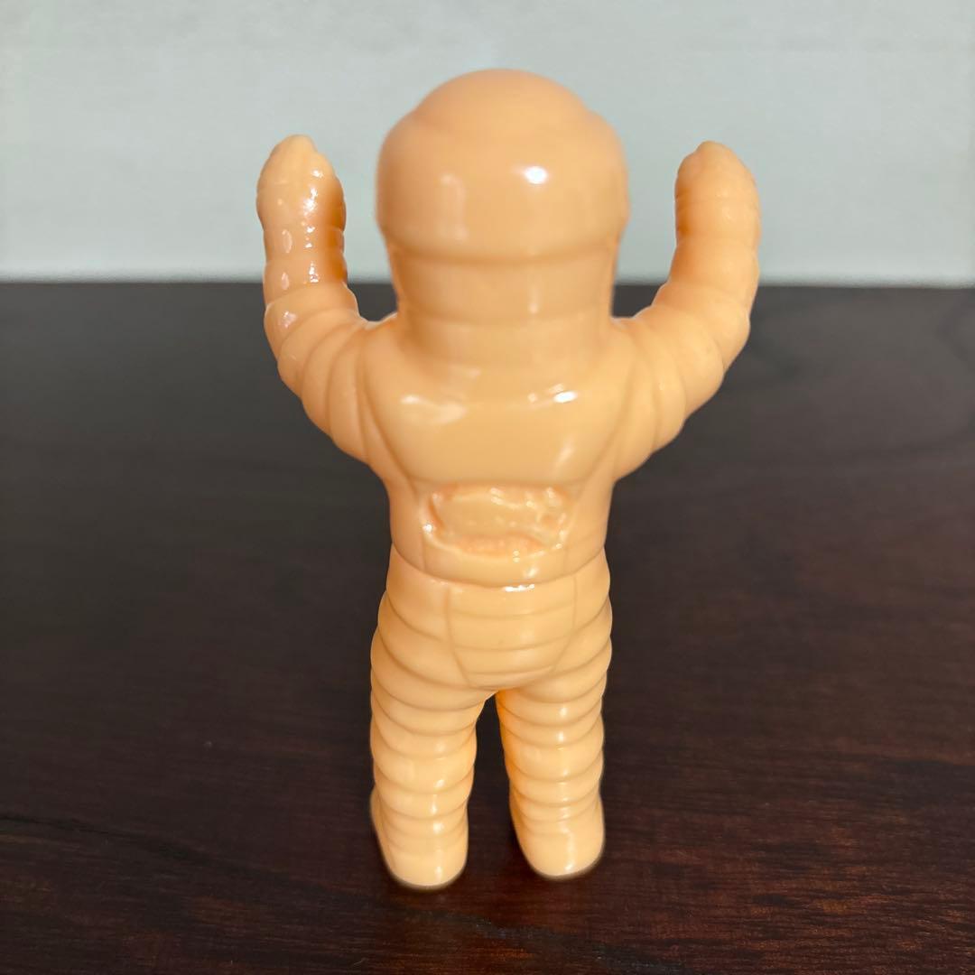 M1号 ブルマァク　怪獣シリーズ　　ウルトラQ 未塗装　ソフビ