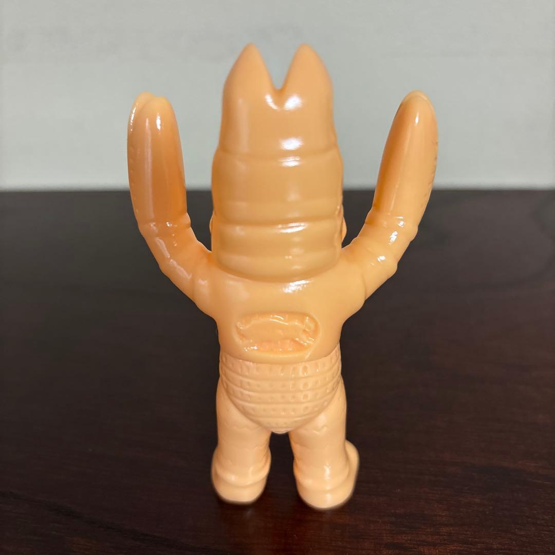 M1号 ブルマァク　怪獣シリーズ　　ウルトラQ 未塗装　ソフビ