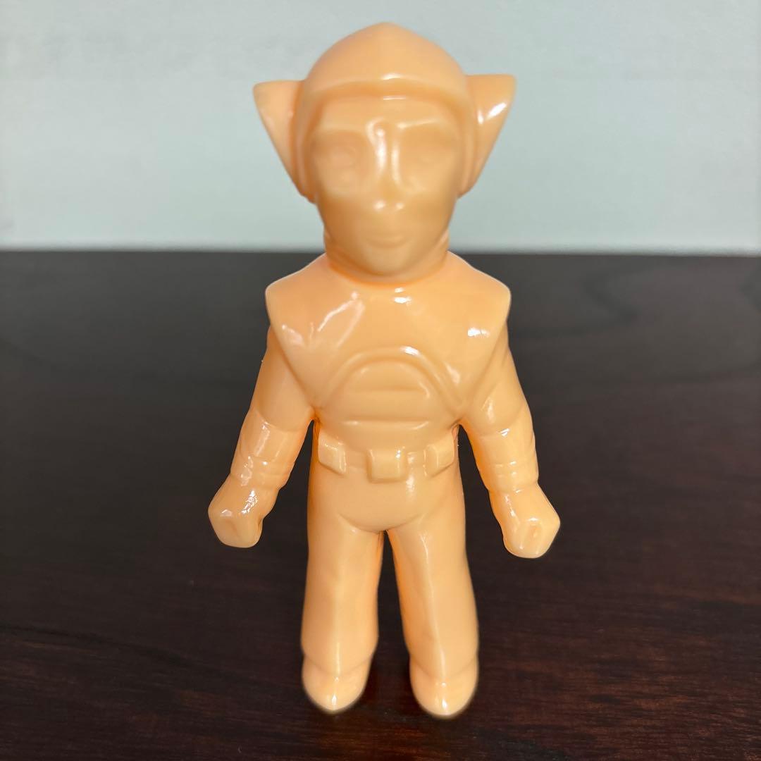 M1号 ブルマァク　怪獣シリーズ　　ウルトラQ 未塗装　ソフビ