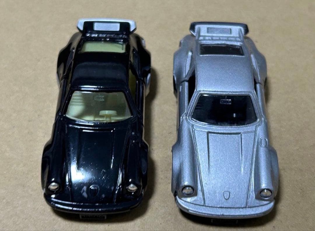 日本製 トミカ ポルシェ930ターボ 2台セット
