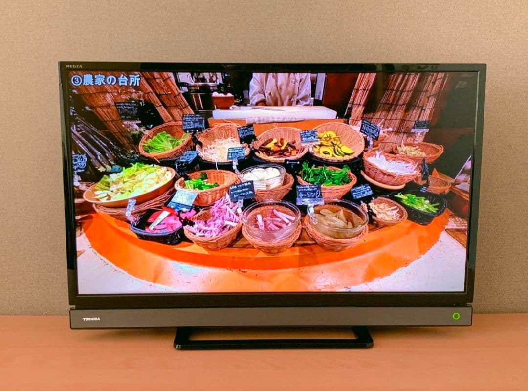 スマ一トテレビ東芝 32インチ Youtube等／地上波BSCS
