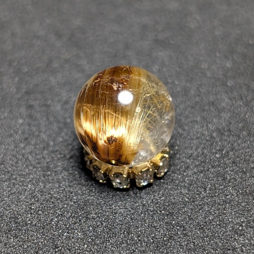 シャトヤンシー効果が出ている キャッツアイルチルクォーツ 8ミリ 粒売り 一点物