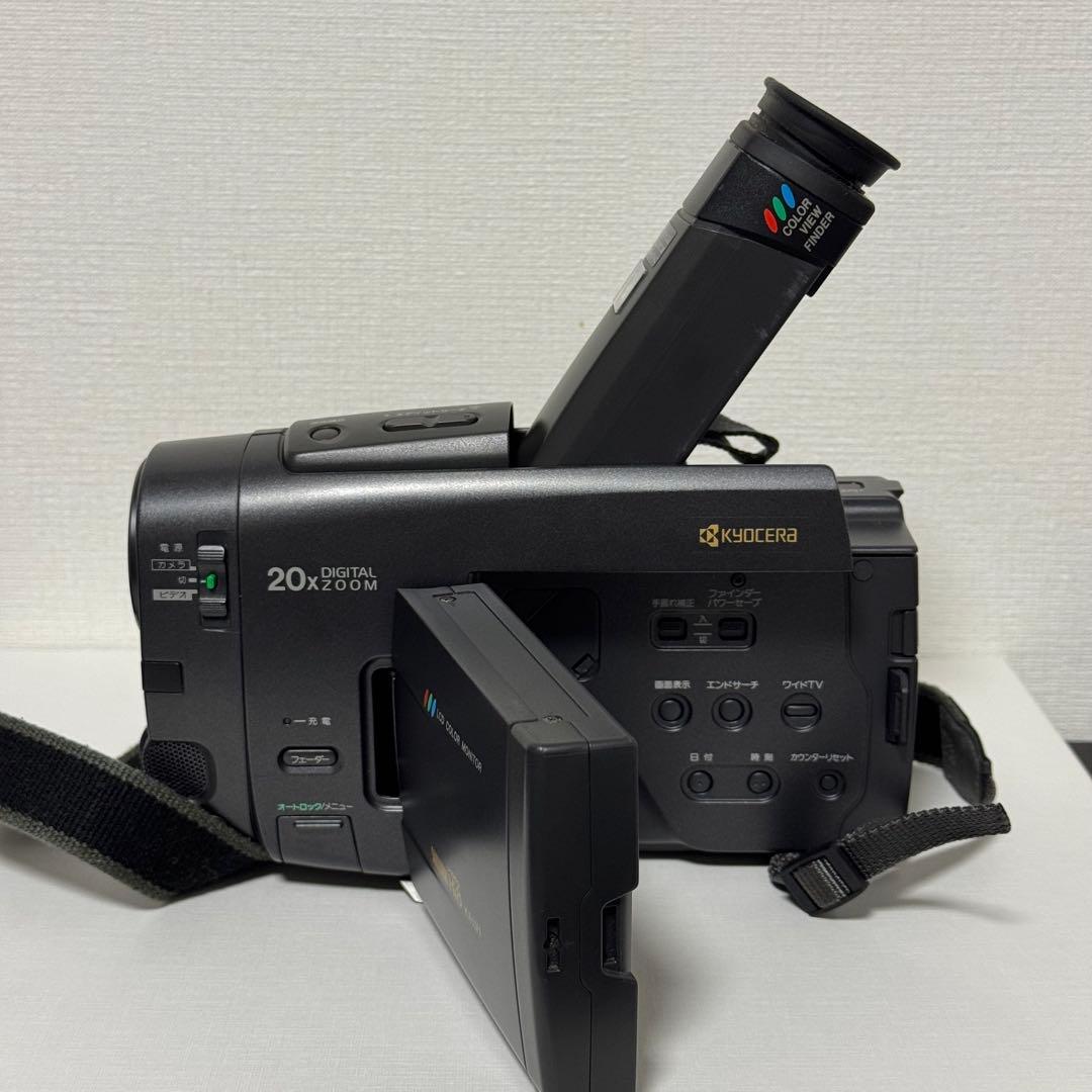 櫻坂46 MV使用モデル　京セラ SAMURAI HI8