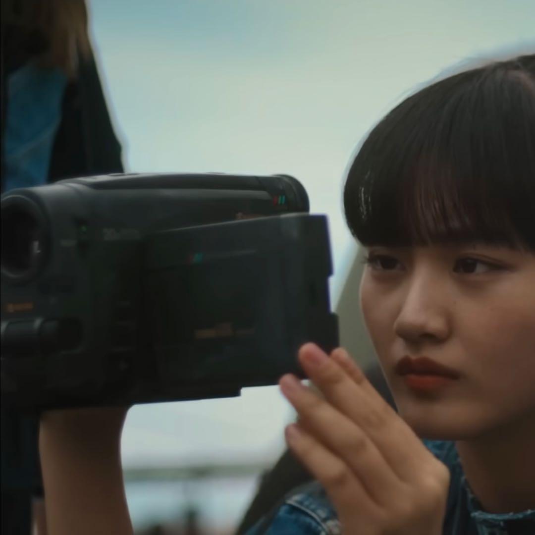 櫻坂46 MV使用モデル　京セラ SAMURAI HI8